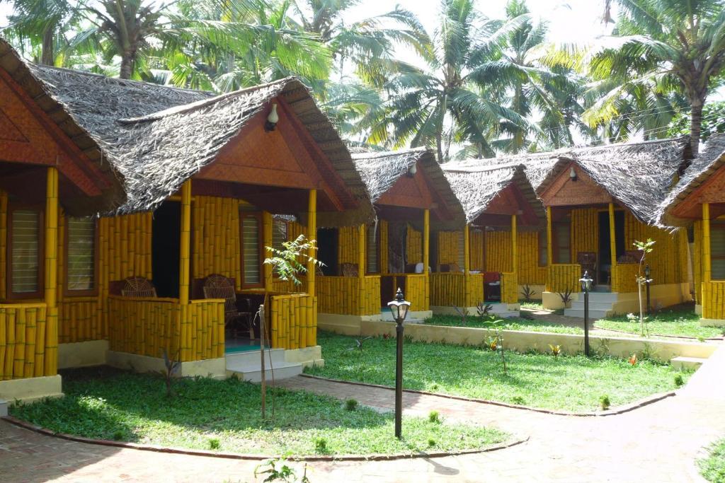 Savithri Inn Bamboo Cottages & Resorts Varkala Exterior photo
