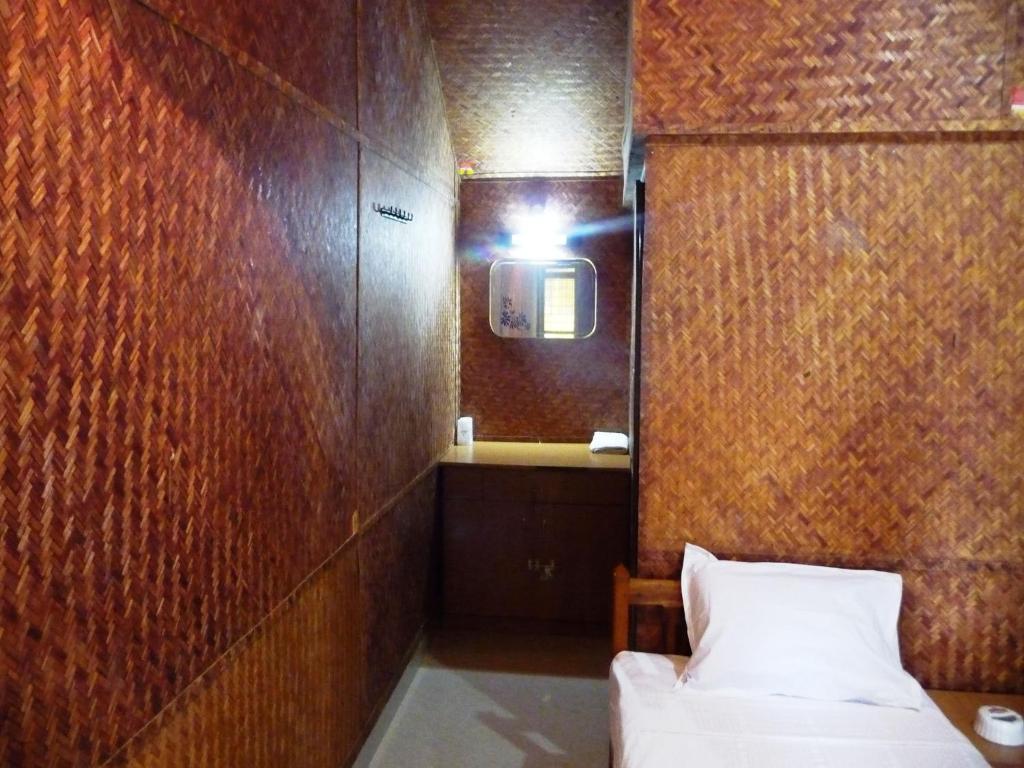 Savithri Inn Bamboo Cottages & Resorts Varkala Exterior photo