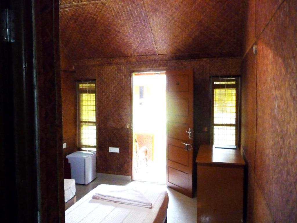 Savithri Inn Bamboo Cottages & Resorts Varkala Exterior photo